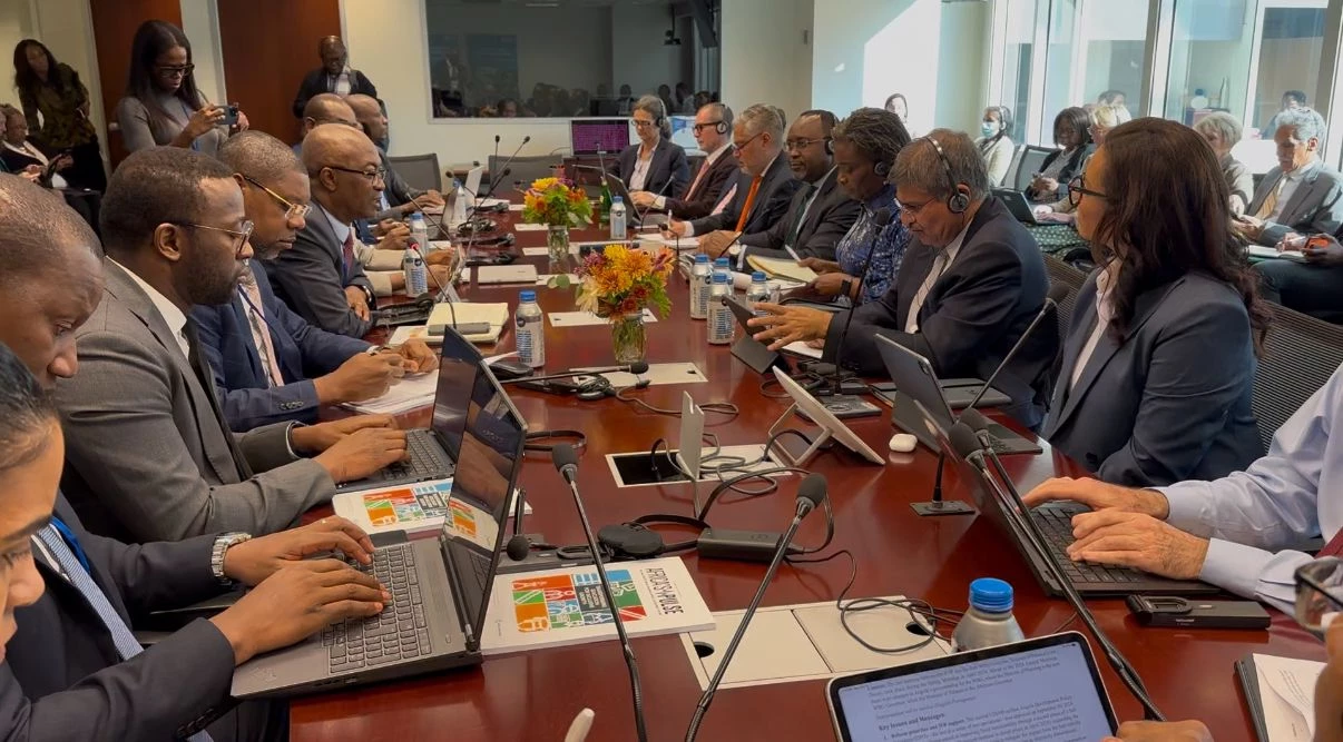 Washington, DC: Angola e Banco Mundial dialogam possibilidade de aumento da carteira de projecto no País