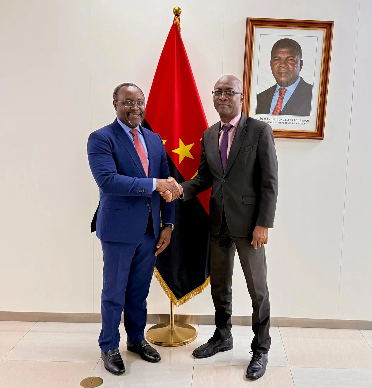Governador de Angola Junto do Banco Mundial e Director Regional passam em revista Carteira de Projectos desta instituição de Bretton Woods no país