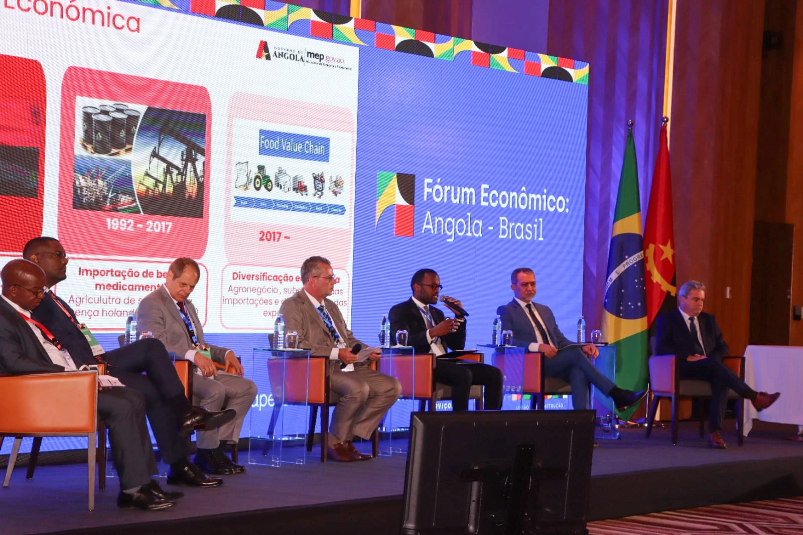 Brasil destaca “relançamento da parceria estratégica” com Angola